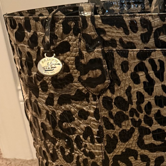 NWT Brahmin Snow Leopard Melbourne Misha - Picture 3 of 12
